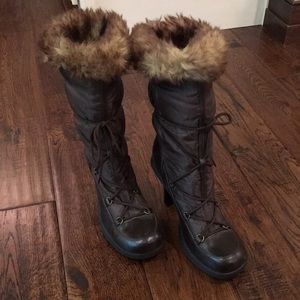 Mia Loney brown boots